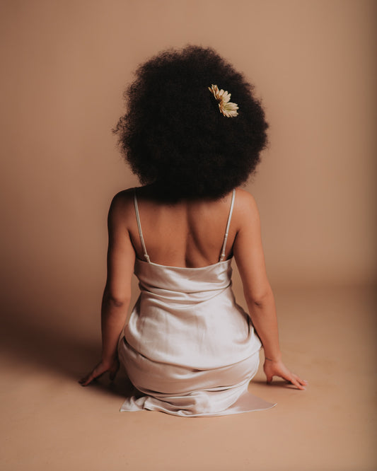 Seal the Deal With These Tips on How to Oil Your 4c Natural Hair